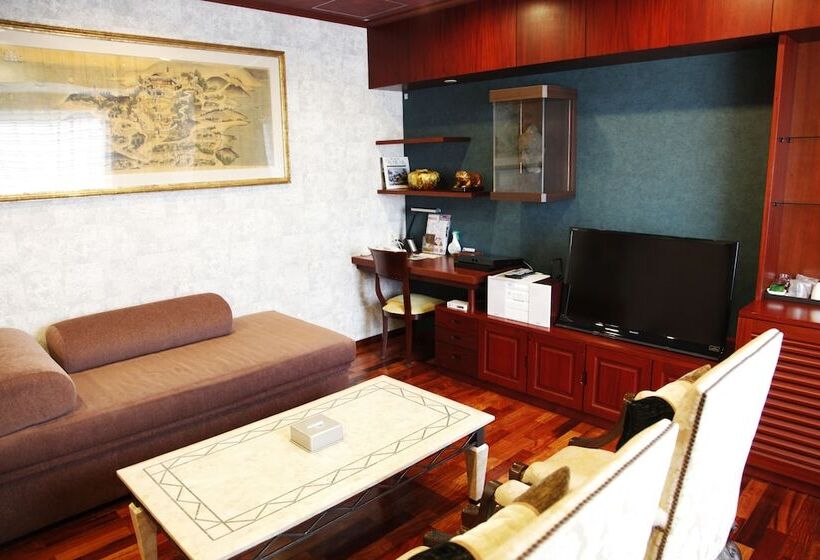 غرفة بريميوم, Palm Royal Naha Kokusai Street