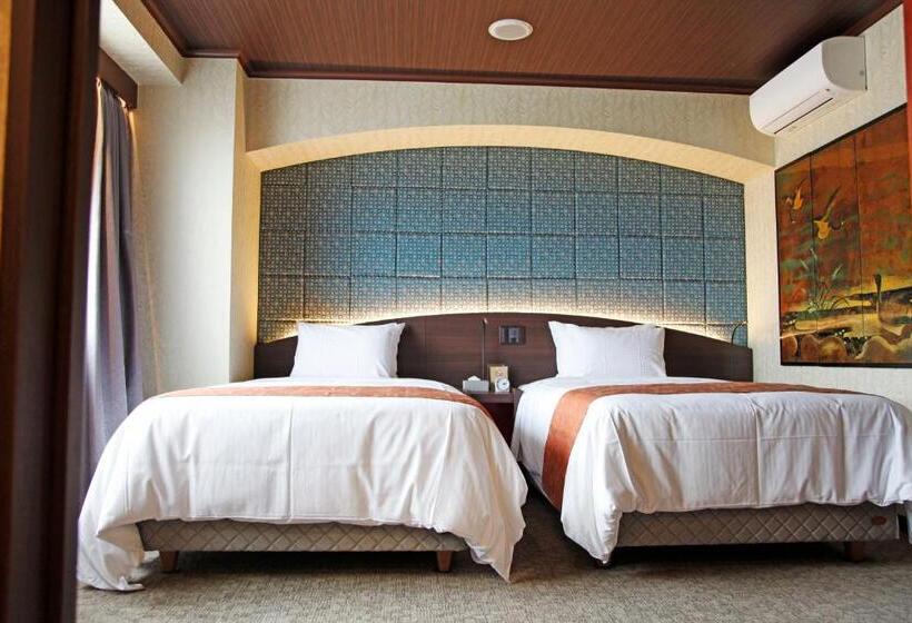 جناح, Palm Royal Naha Kokusai Street