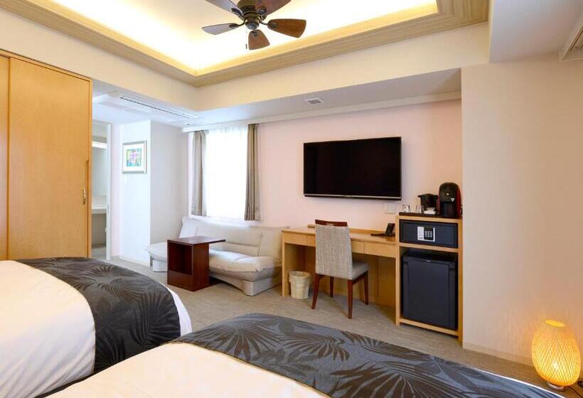 غرفة بريميوم ثلاثية, Palm Royal Naha Kokusai Street