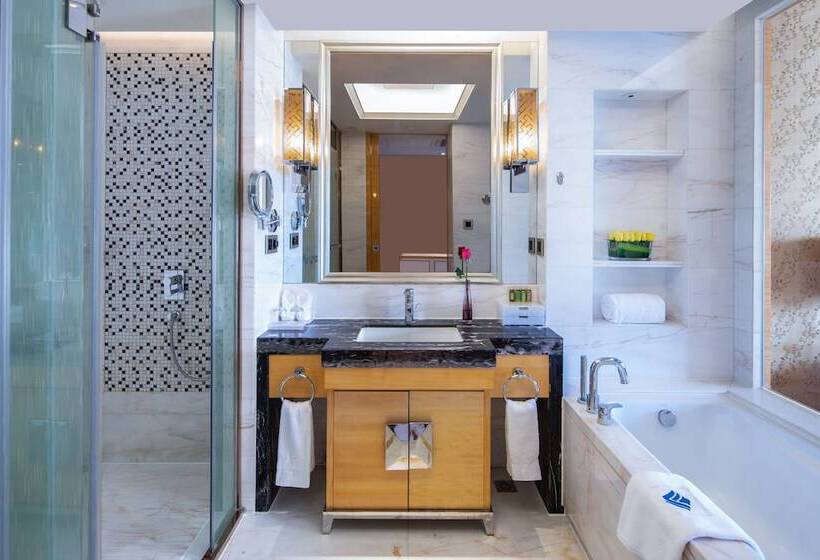 اتاق استاندارد, Wyndham Grand Plaza Royale Colorful Yunnan