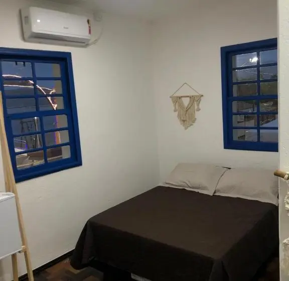 景色の見えるスタンダード4人部屋, Hospedaria Porto 27