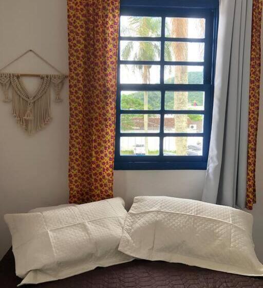 스탠다드 4인용 룸 바다전망, Hospedaria Porto 27