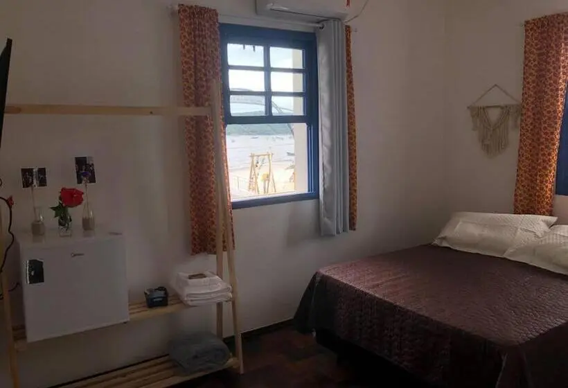 景色の見えるスタンダード4人部屋, Hospedaria Porto 27