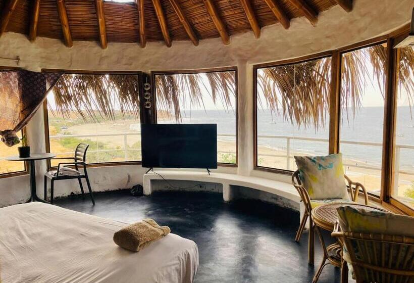 オーシャンビュースイート, Marina Bungalows