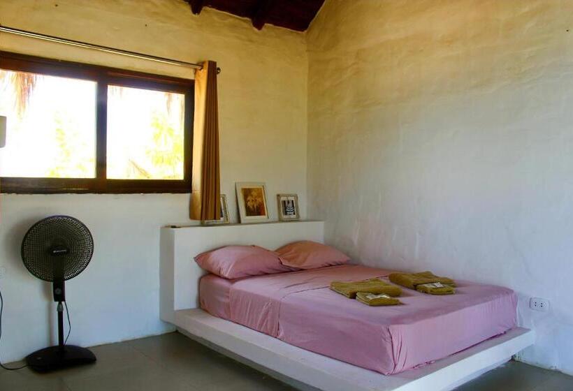 Triple Room Sea View, Marina Bungalows