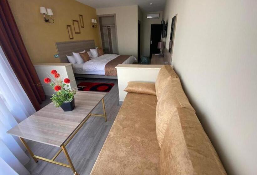 اتاق لوکس, Hôtel Saja