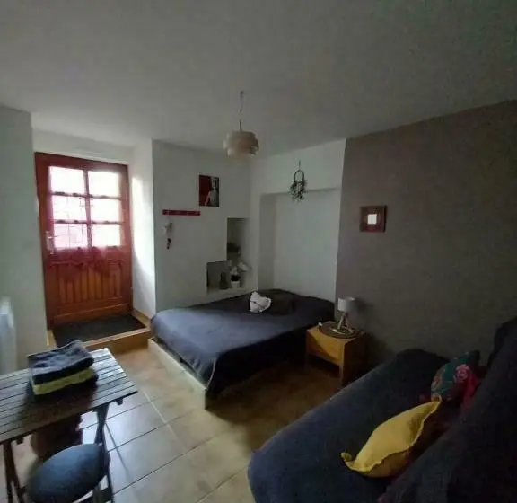 スタンダード4人部屋, Maison D Hote Chez Marie Sur Paimpont