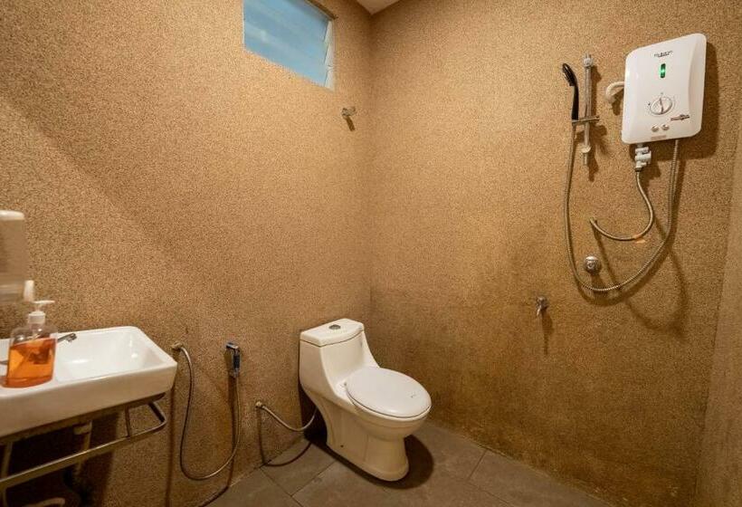 חדר משפתחתי סופריור, Mary J Hotel Family 10 Pax Room