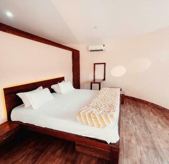 اتاق استاندارد با تخت بزرگ, The Highgarden Resort