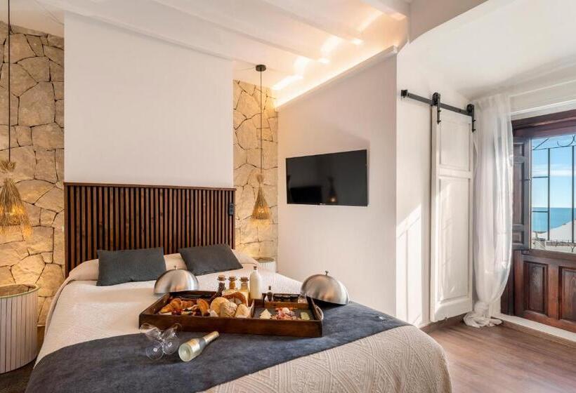 سوییت جونیور با چشم‌انداز دریا, Porta Nova Suites Altea   Adults Only
