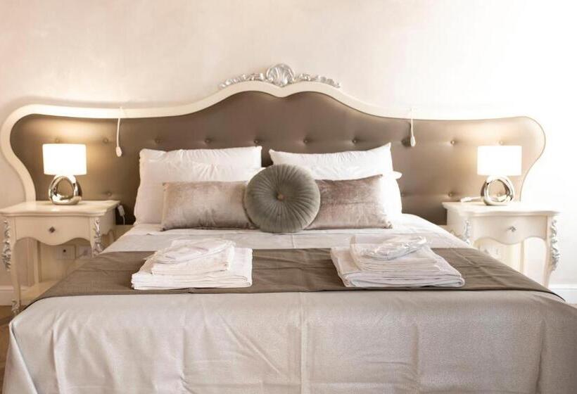 חדר דלוקס לארבעה, B&b Palazzo Fracassini