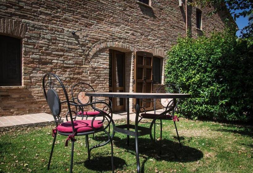 Апартаменты 1 Спальня Нижний Этаж, Casalantico