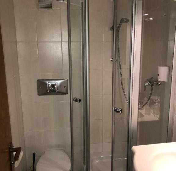 バルコニー付きスタンダードルーム, Fürstenhof