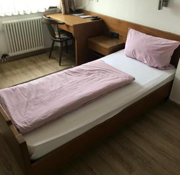 スタンダードシングルルーム, Fürstenhof