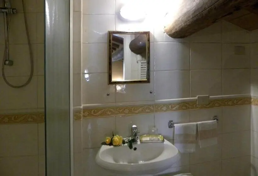 コンフォートトリプルルーム, Agriturismo Il Gelso