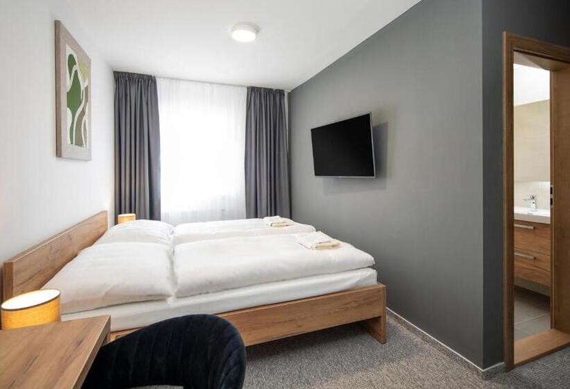 חדר סטנדרט, Granit Smrekovica