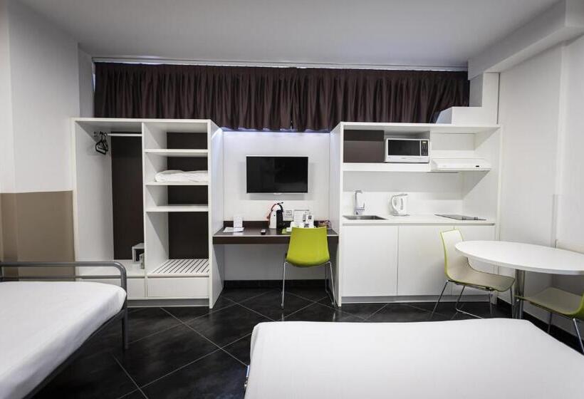 Номер Стандарт Трехместный, 57 Reshotel Orio