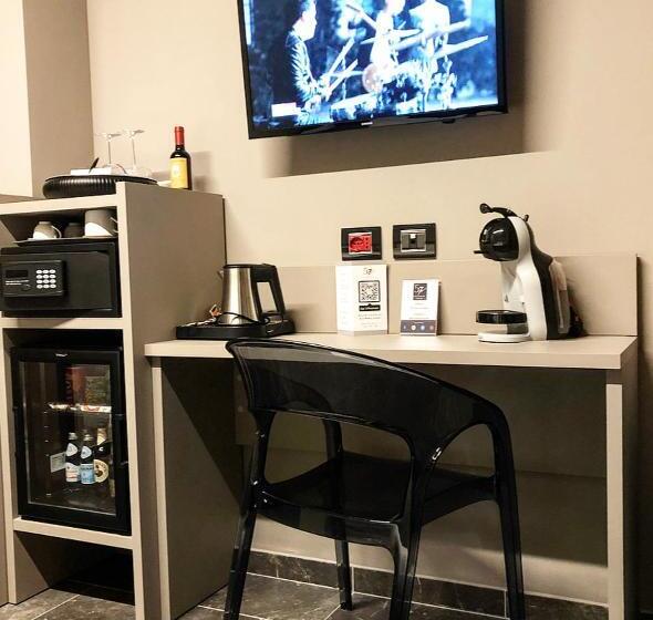 キングサイズベッドのスタンダードルーム, 57 Reshotel Orio