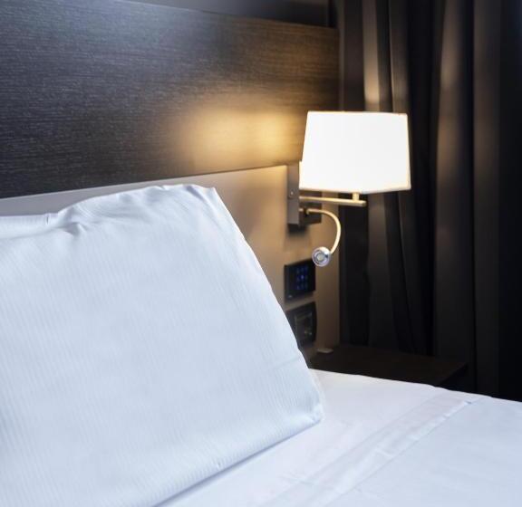 اتاق استاندارد با تخت بزرگ, 57 Reshotel Orio