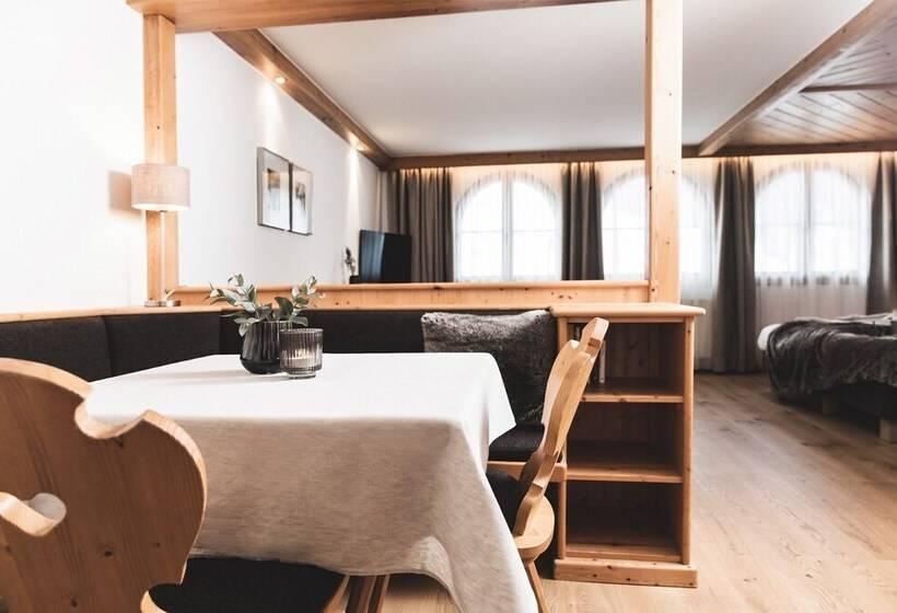 Люкс, Alpines Gourmet Hotel Montanara