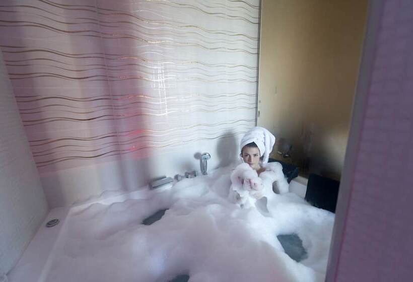 Номер Deluxe с Гидромассажем, Guesthouse O Affittacamere Irooms Pantheon
