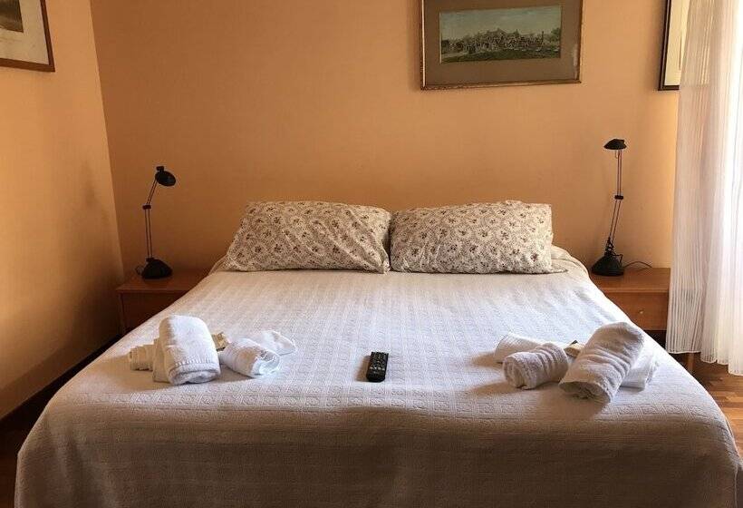 חדר סטנדרט, Le Finestre Sul Vaticano