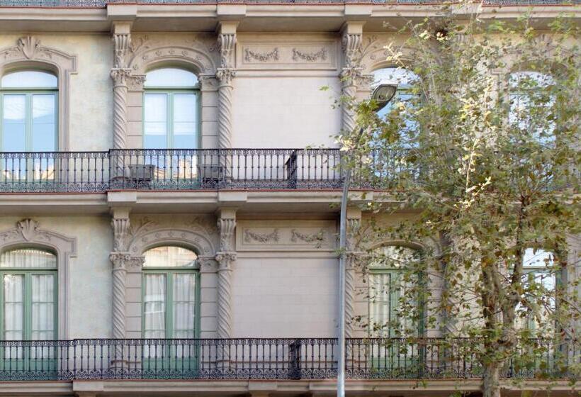 Cama em Quarto Partilhado, Black Swan Hostel