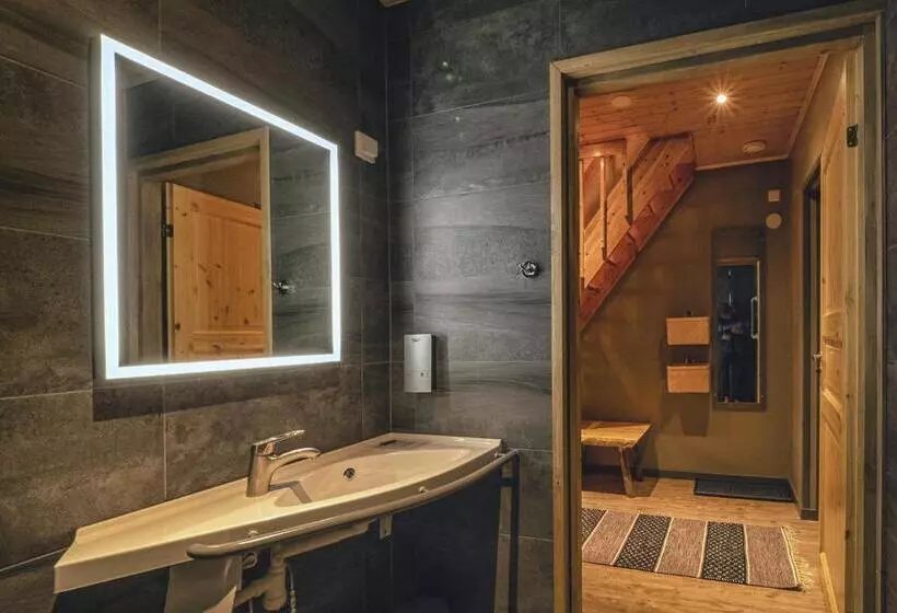 Sviitti, Harriniva Adventure Resort