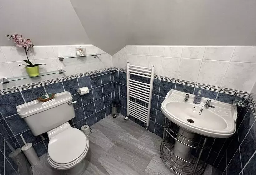 اتاق استاندارد, Acer Lodge Guest House