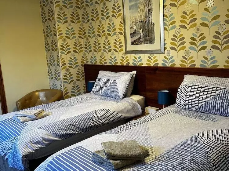 اتاق استاندارد, Acer Lodge Guest House