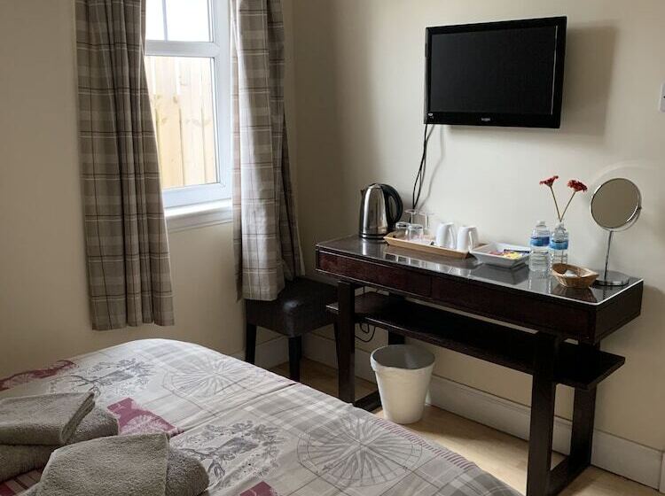 חדר משפחתי, Acer Lodge Guest House