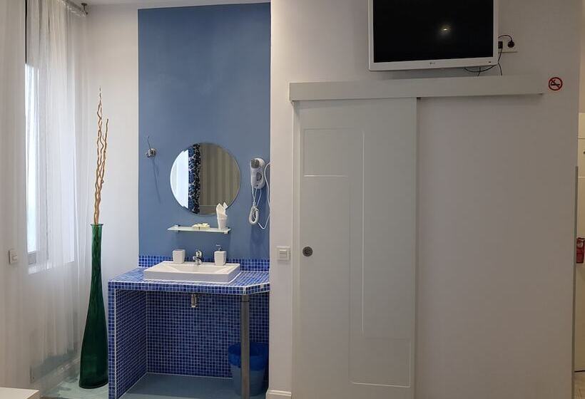 Habitación Estándar, Hostal Main Street Madrid