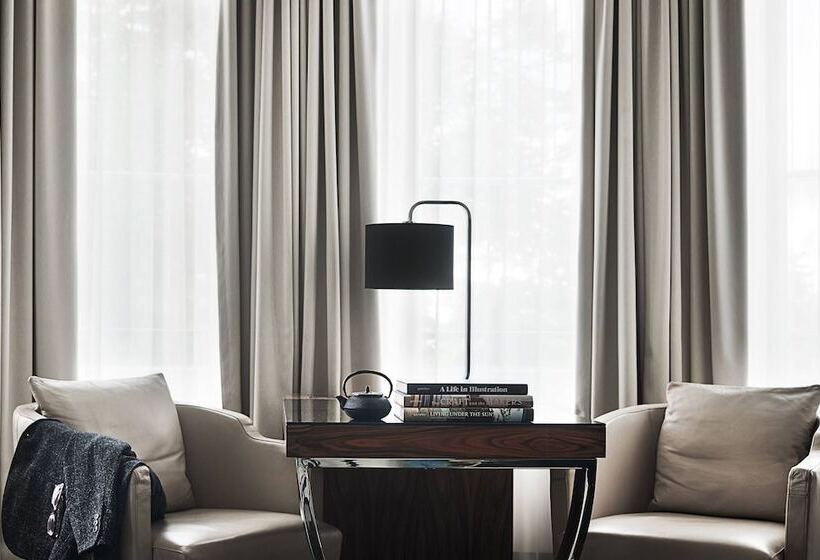 Quarto superior, Am Steinplatz, Autograph Collection