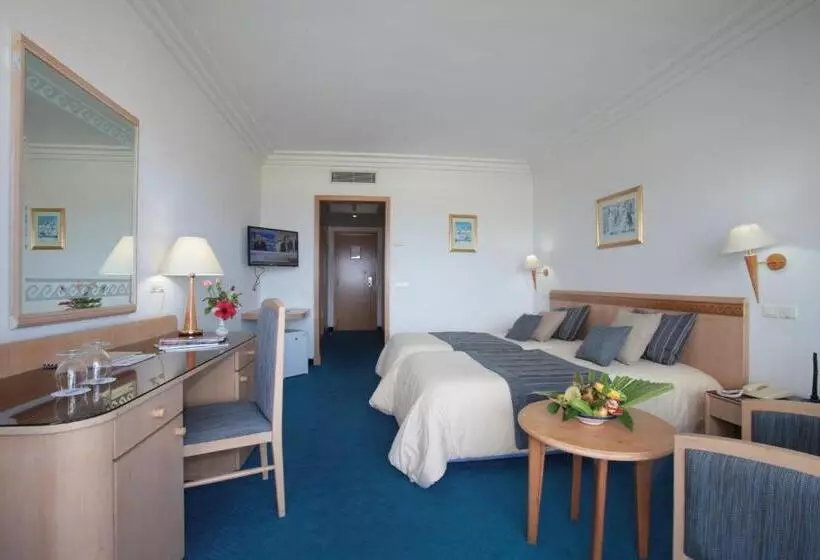 اتاق استاندارد سه نفره, Bizerta Resort Congres & Spa