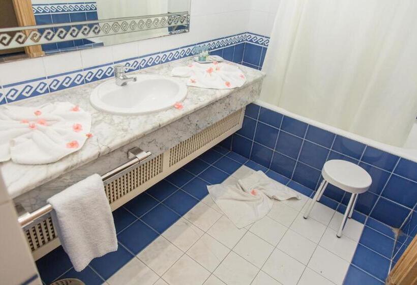 اتاق سوپریور با چشم‌انداز دریا, Bizerta Resort Congres & Spa