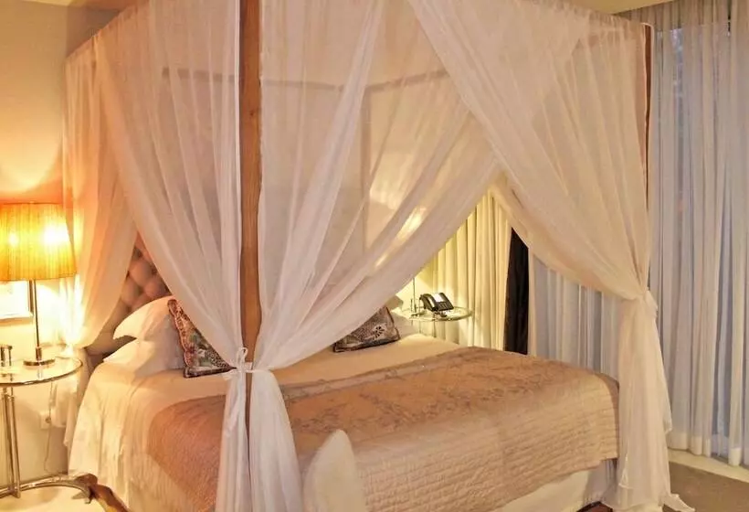 プレステージルーム, Carmo S Boutique Hotel   Small Luxury Hotels Of The World