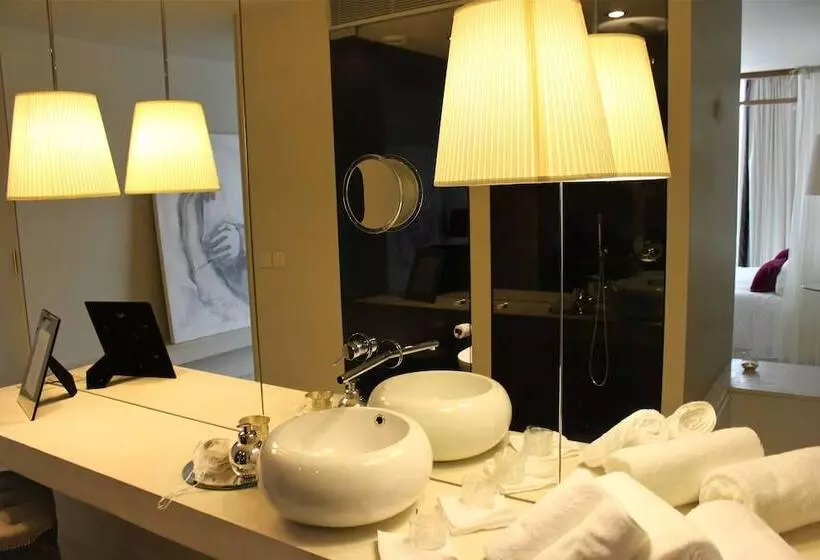 プレステージルーム, Carmo S Boutique Hotel   Small Luxury Hotels Of The World