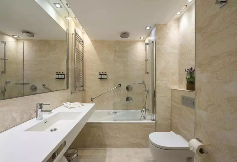 اتاق استاندارد, Catalonia Square 4* Sup