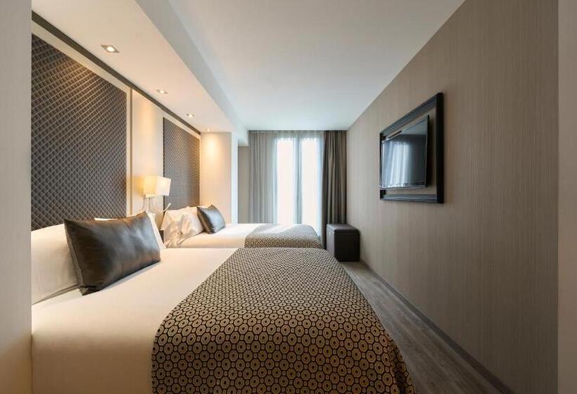 اتاق سوپریور, Catalonia Square 4* Sup