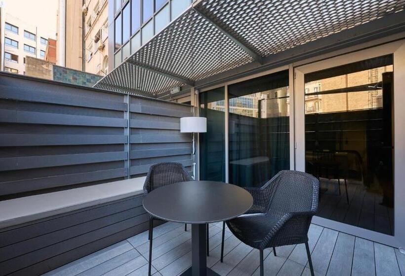 Superior Room with Terrace, Catalonia Square 4* Sup