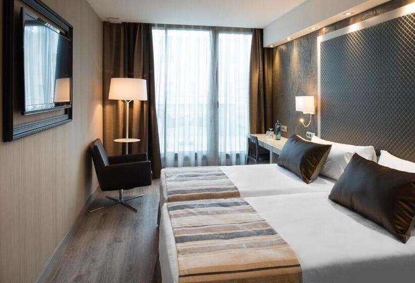 Superior Room with Terrace, Catalonia Square 4* Sup