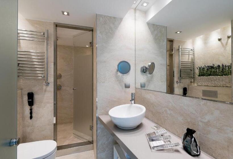 سوییت با استخر, Catalonia Square 4* Sup