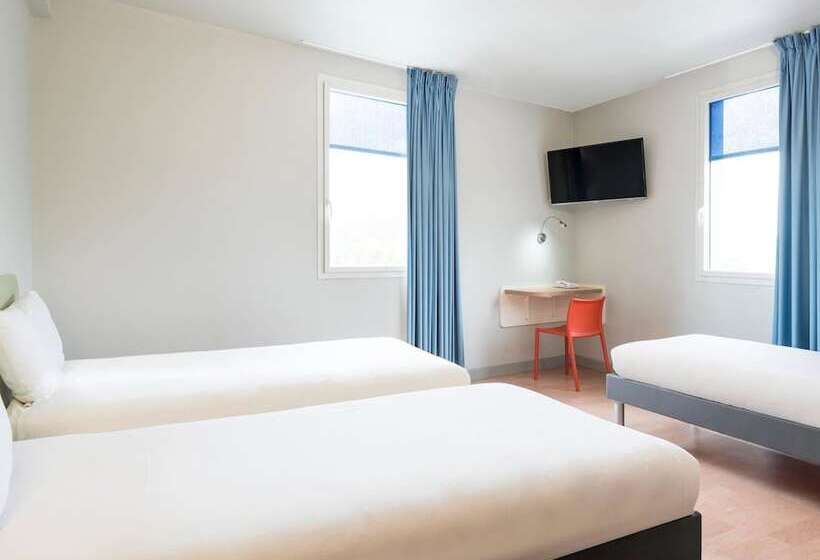 Номер Стандарт Трехместный, Ibis Budget Bobigny Pantin