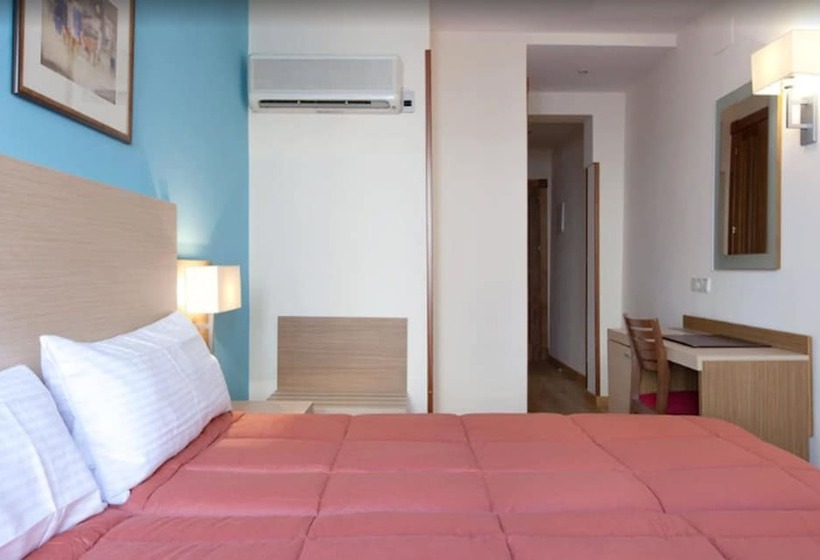 اتاق رمانتیک, Mirador Puerta Del Sol