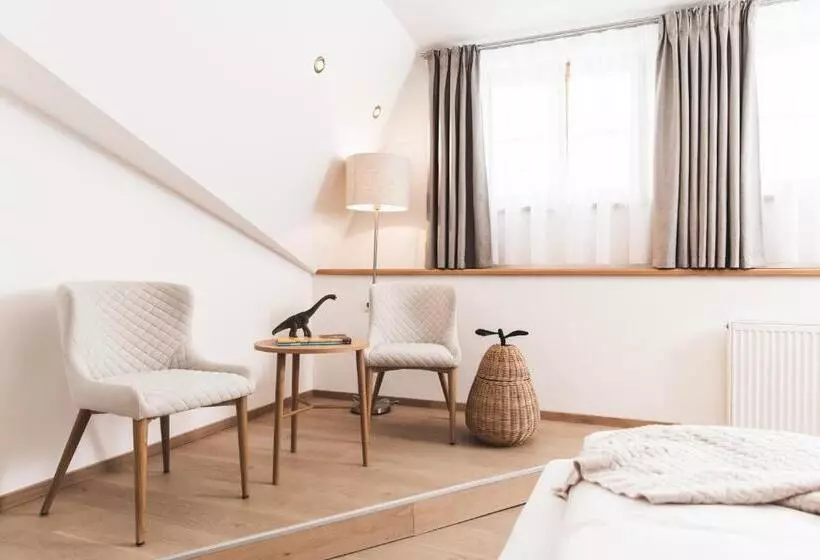 ファミリーステューディオ, Alpines Gourmet Hotel Montanara