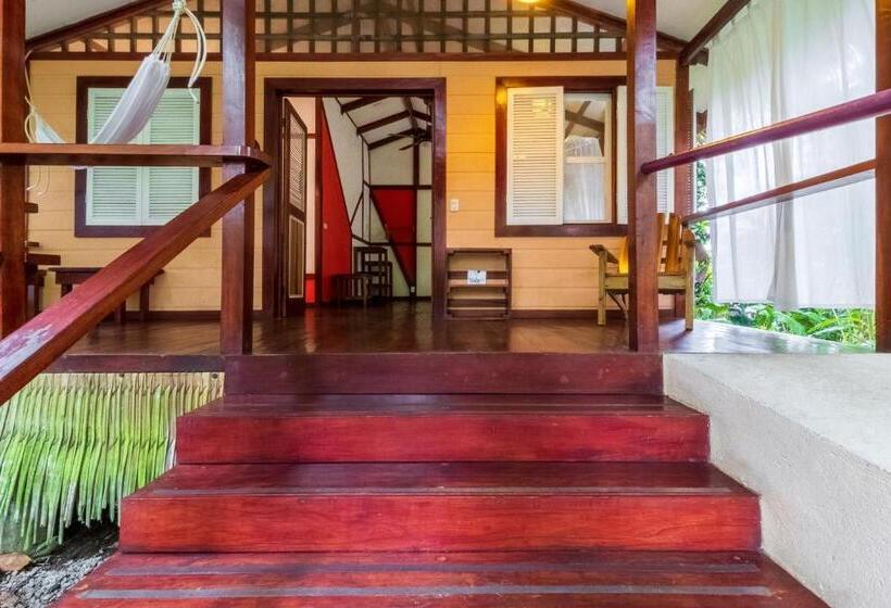بنجلو قياسى مطلّ علي الحديقة, Namuwoki Lodge