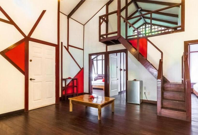 ویلای استاندارد 3 خوابه, Namuwoki Lodge