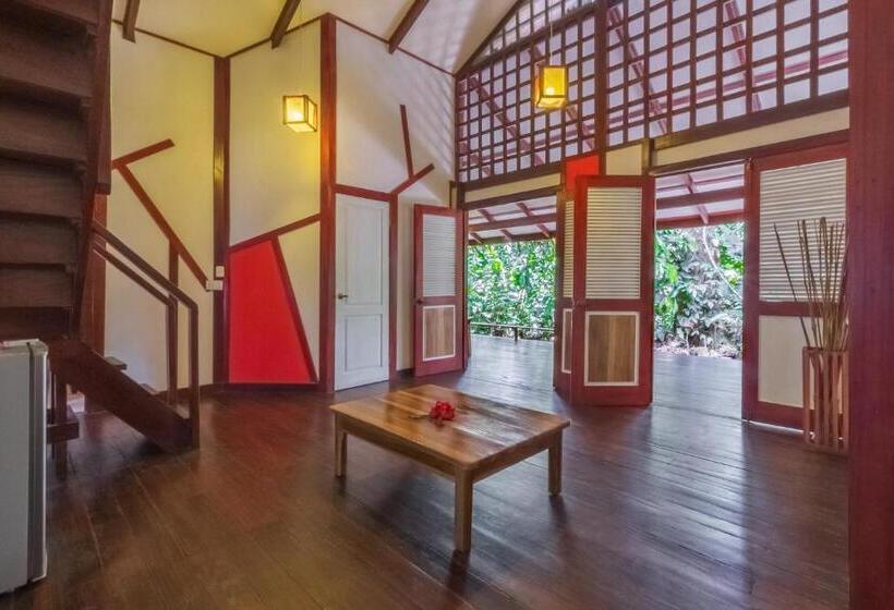 ویلای استاندارد 3 خوابه, Namuwoki Lodge