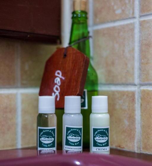 ویلای استاندارد 3 خوابه, Namuwoki Lodge