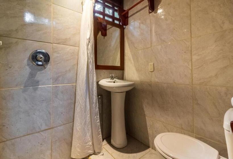 ‫فيلا غرفة نوم واحدة, Namuwoki Lodge